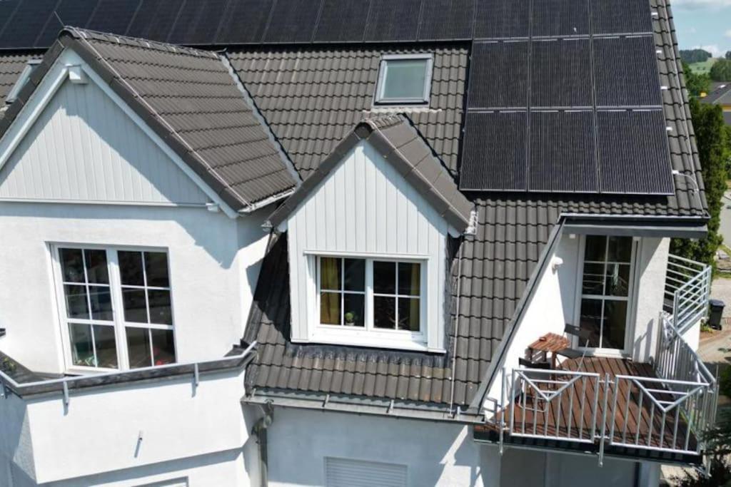 Ferienwohnung Fischer Mit E-Ladestation Direkt Am Haus Шварценберг Экстерьер фото