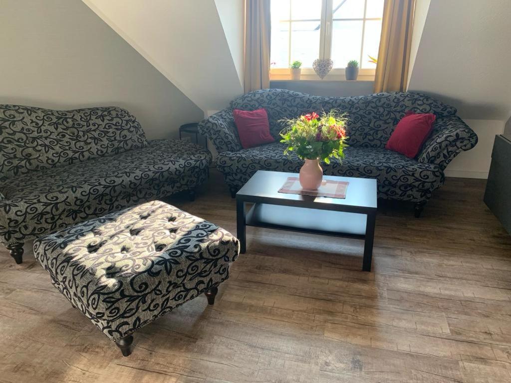 Ferienwohnung Fischer Mit E-Ladestation Direkt Am Haus Шварценберг Экстерьер фото